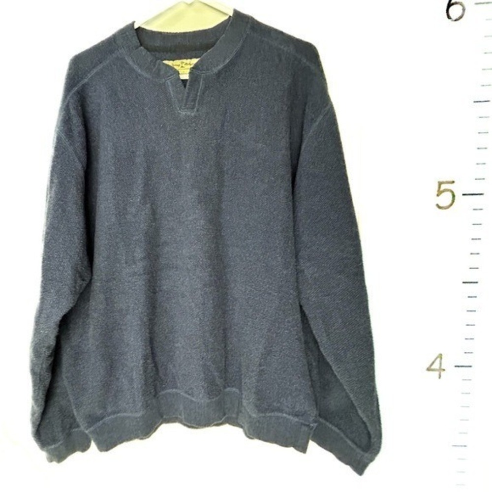 Tommy Bahama Dark Blue V-neck Thick Sweatshirt Men's Large